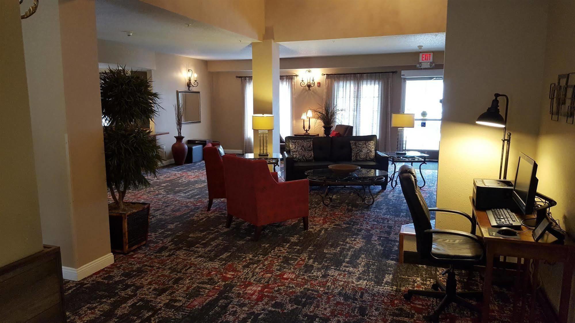 Grandstay Residential Suites Hotel - Eau Claire Exterior photo