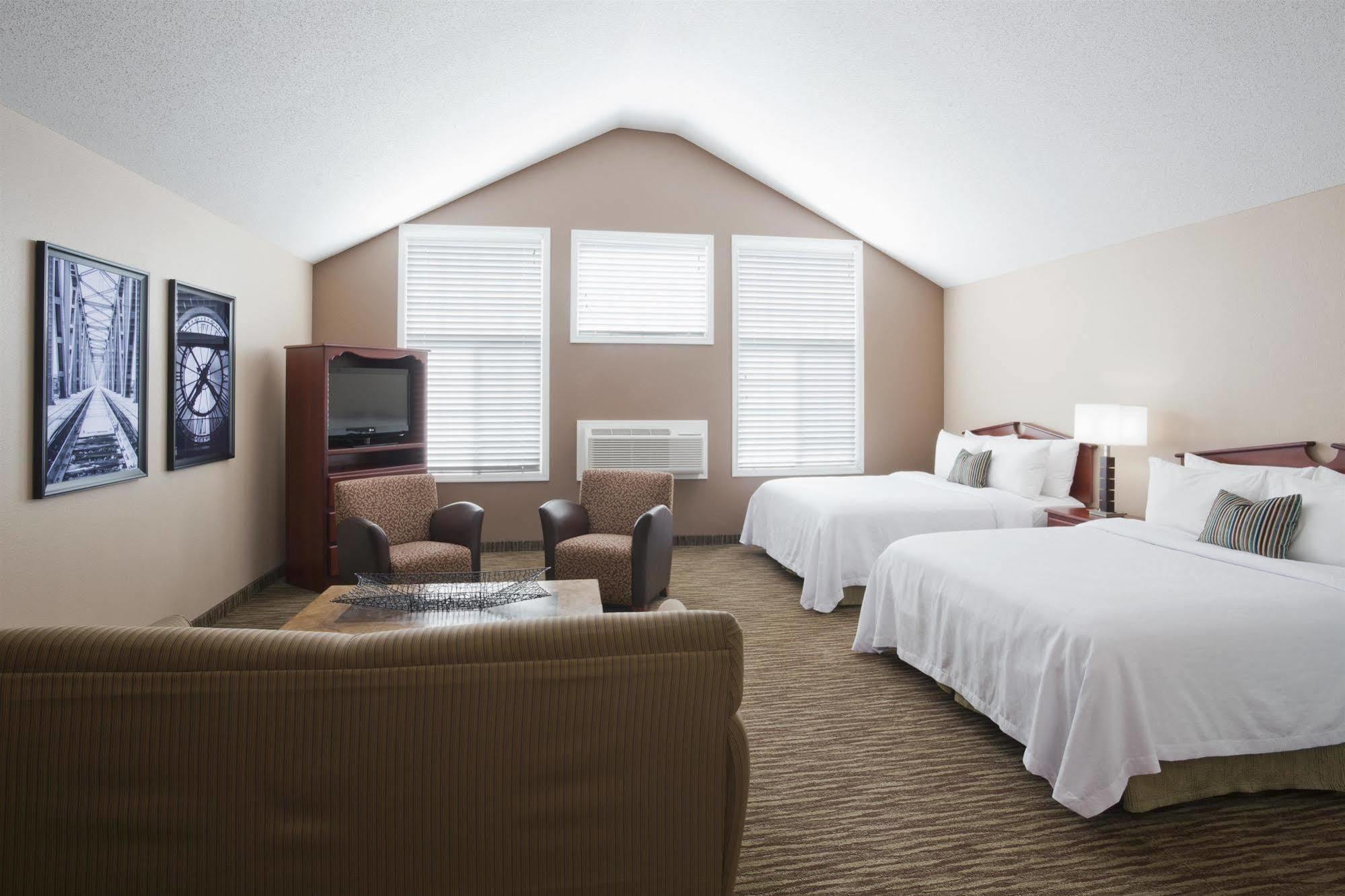 Grandstay Residential Suites Hotel - Eau Claire Exterior photo
